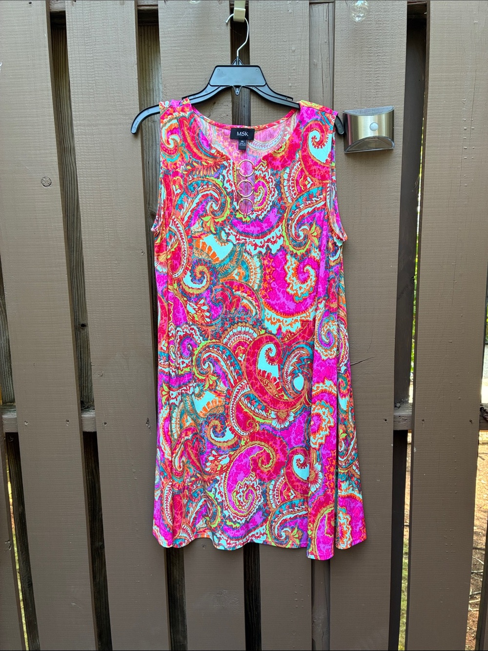 MSK Vibrant Pink Paisley Sleeveless Dress w/ Gold Ring Accents Worn 1X!
